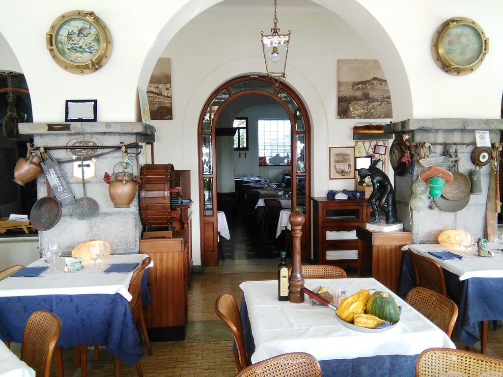 Ristorante Hotel Mira Сестри-Леванте Экстерьер фото